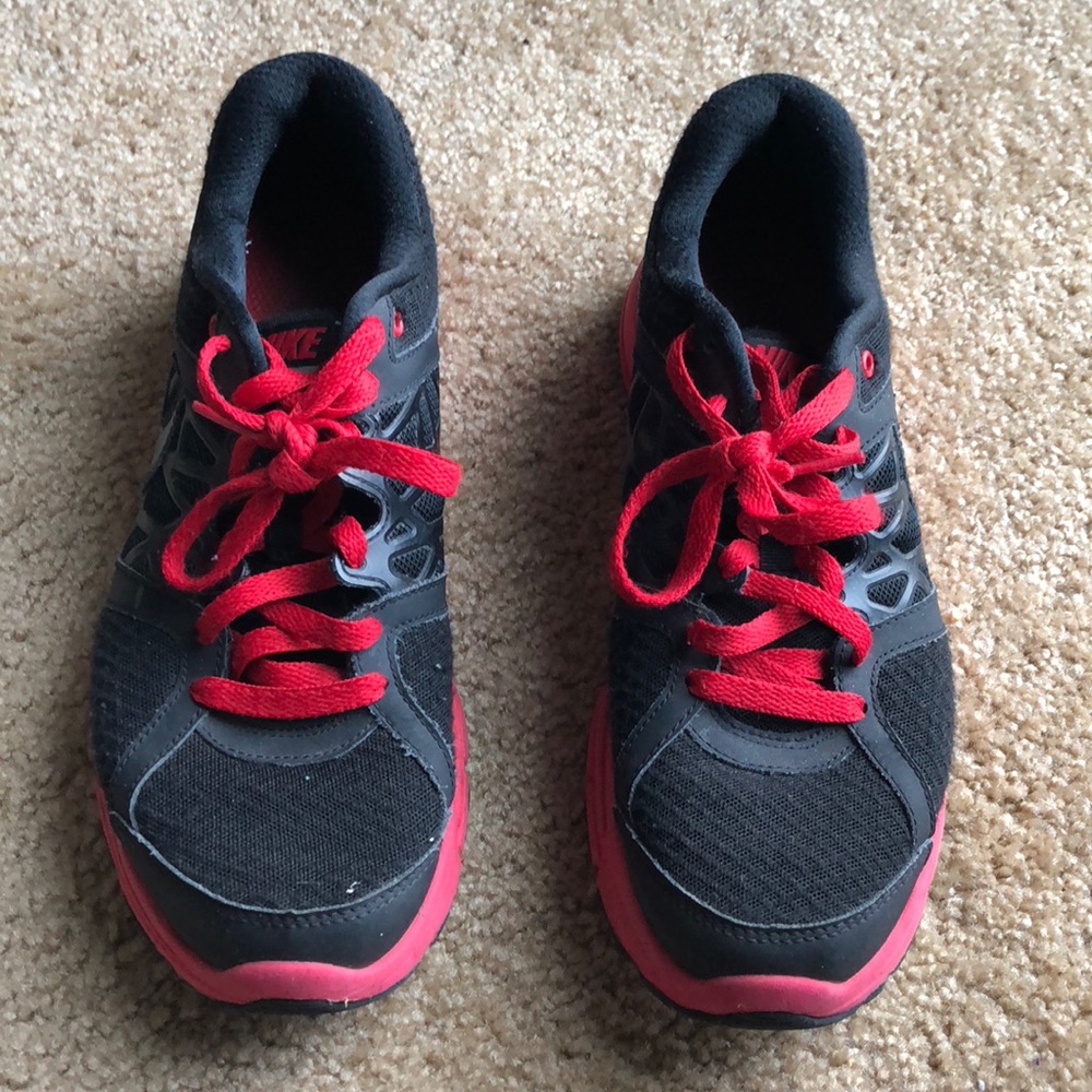 Men’s Nike shoes